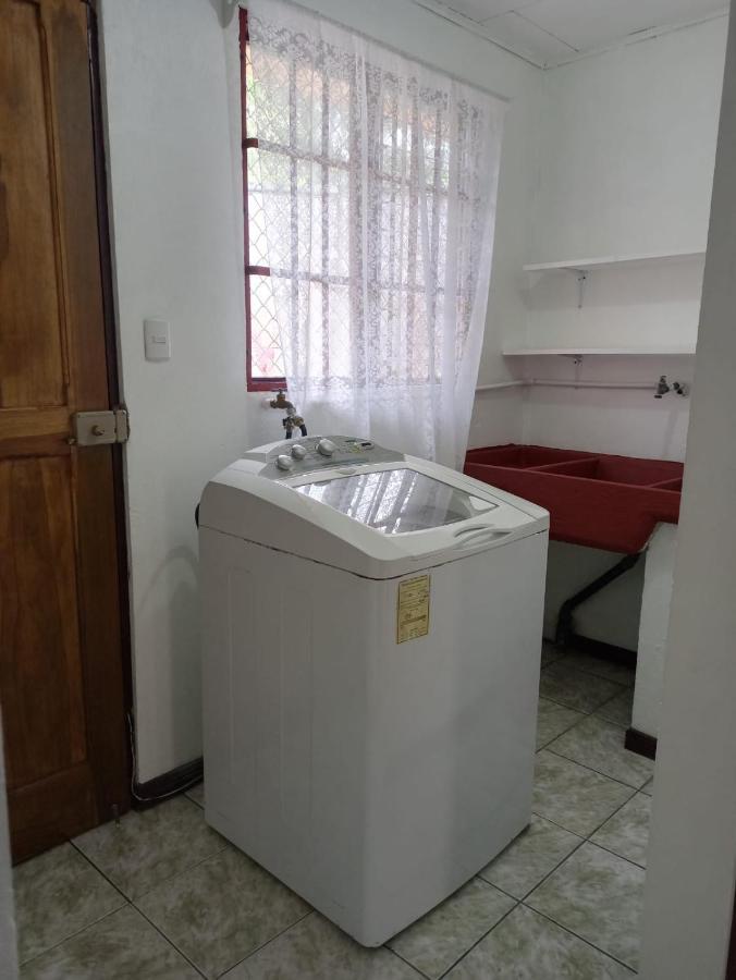 Apartamento Lopez Y Azofeifa Portete Экстерьер фото